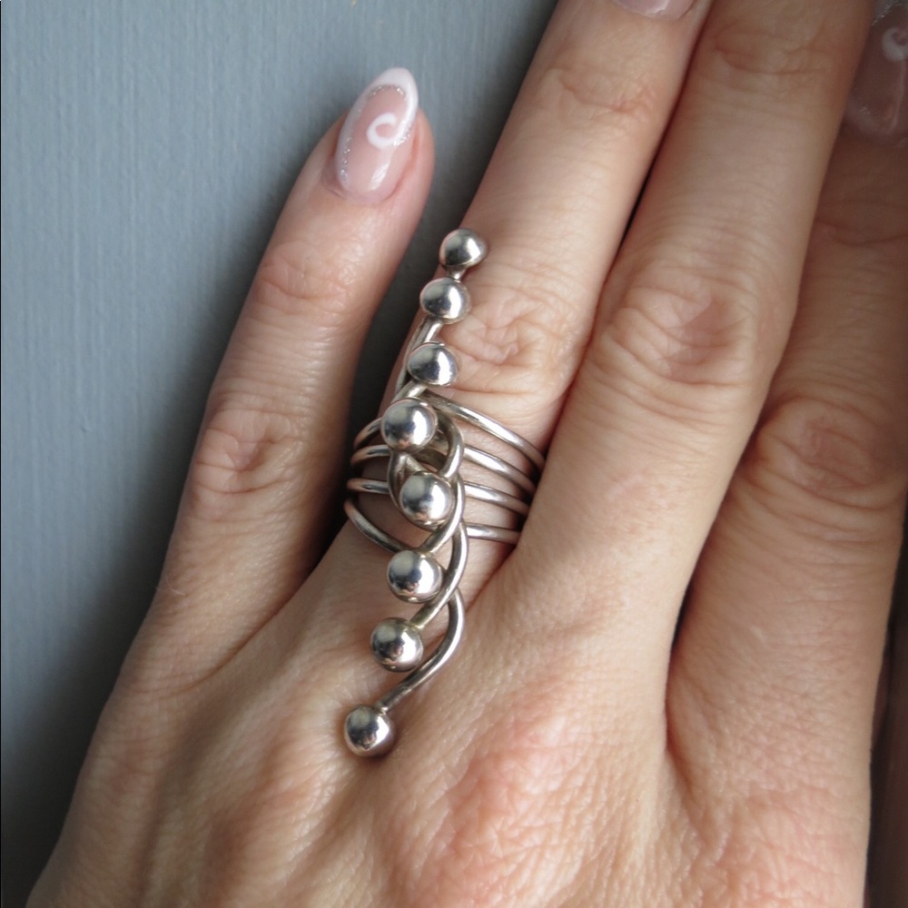 Handcrafted Silver Ring - image 4
